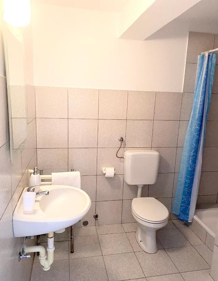 E & E Apartment เมดูลิน ภายนอก รูปภาพ