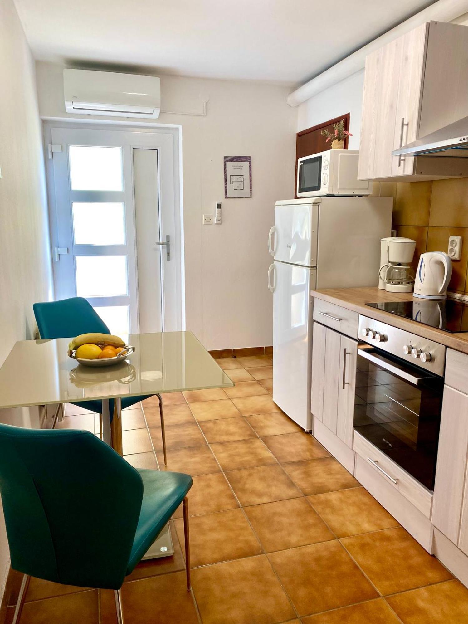 E & E Apartment เมดูลิน ภายนอก รูปภาพ